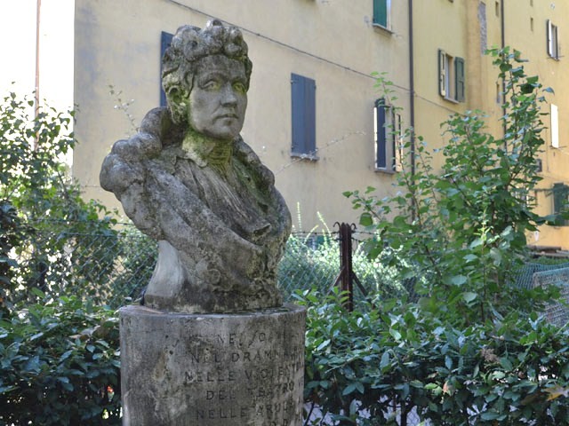 Busto di Eleonora Duse