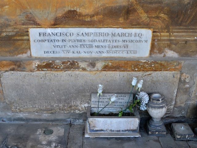 Tomba di Francesco Sampieri 