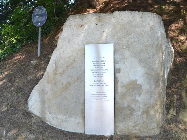 Monumento alle vittime di Casa Suore
