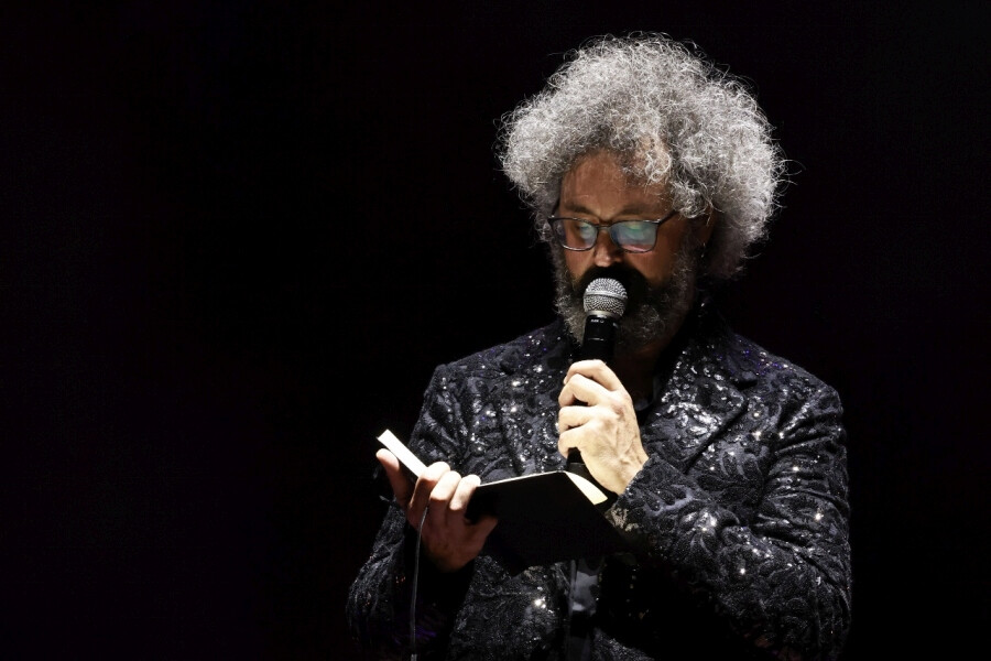 copertina di Simone Cristicchi | Dalle Tenebre alla Luce