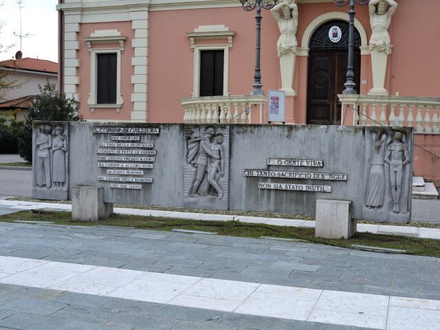 Per onorare gli eroi della Resistenza e i caduti di tutte le guerre