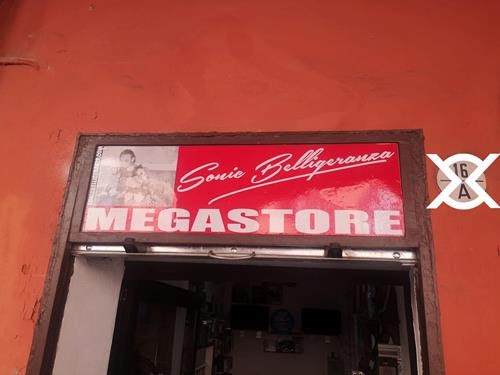 megastore