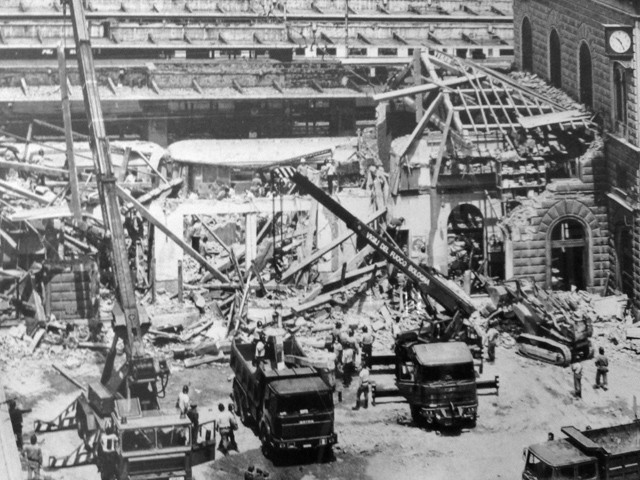 La stazione di Bologna dopo l'esplosione del 2 agosto 1980 - Fonte: VVFF (BO)