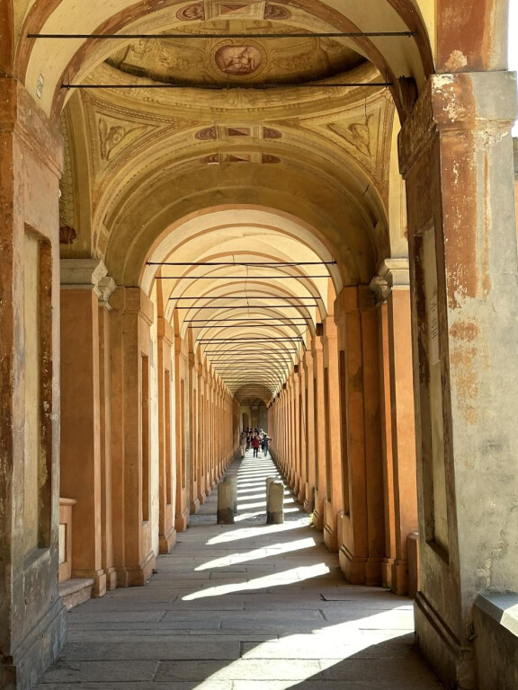 cover of DAL CIELO ALLA TERRA – Il Portico di San Luca e i 15 Misteri