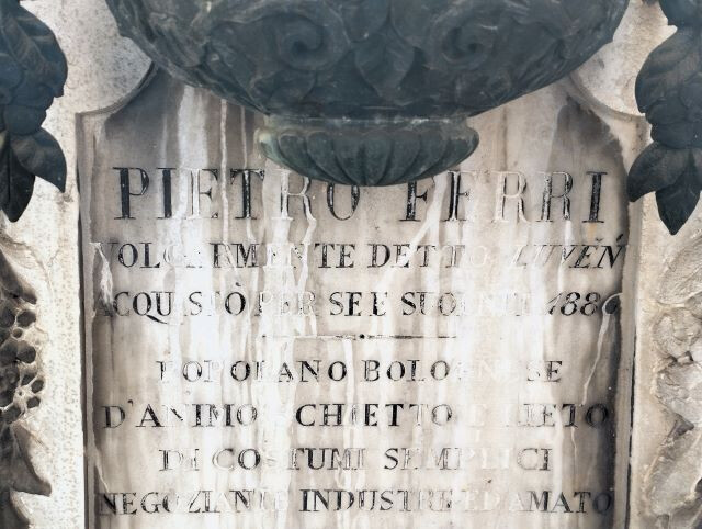 Tomba di Pietro Ferri (Luvein)