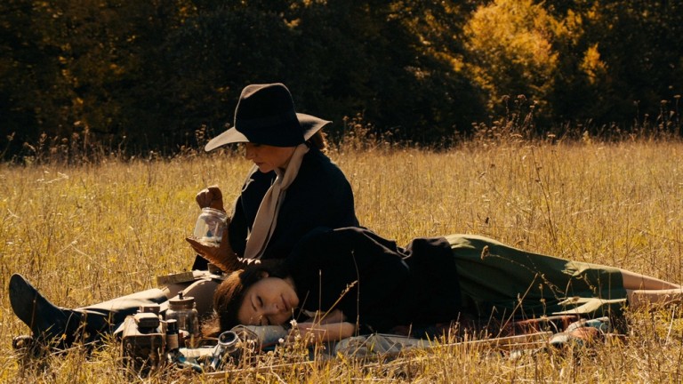 tn_DOB_still_009_Sidse Babett Knudsen as Cynthia, Chiara D'Anna as Evelyn.jpg