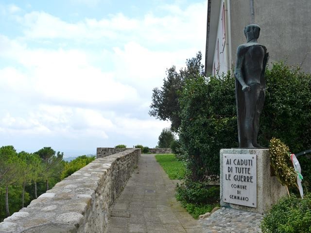 Gemmano (RM) - Monumento ai caduti