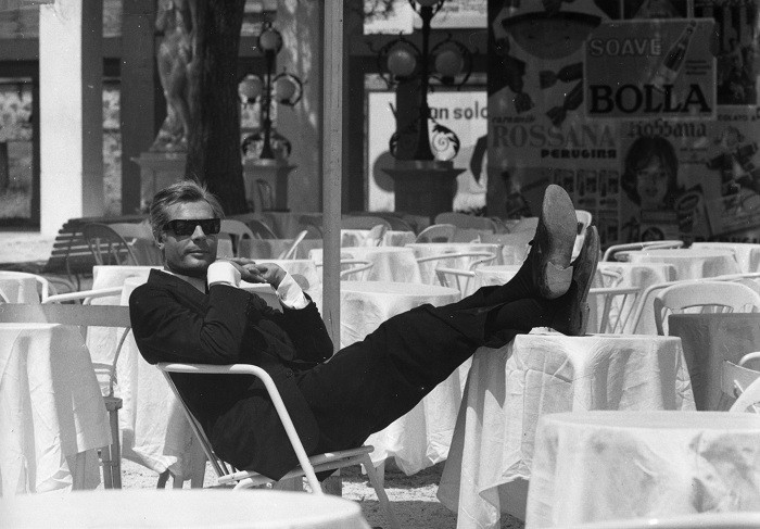 Mastroianni_in_Fellini_8emezzo.jpg