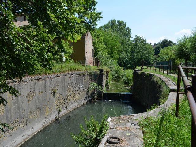 Il canale Navile nei pressi di Bologna