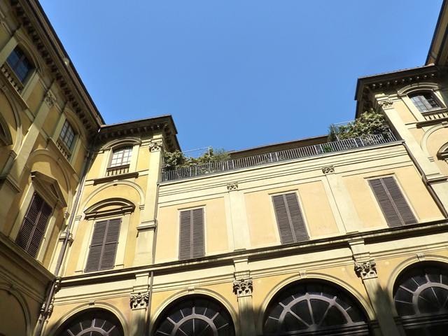 Palazzo Caprara - cortile interno