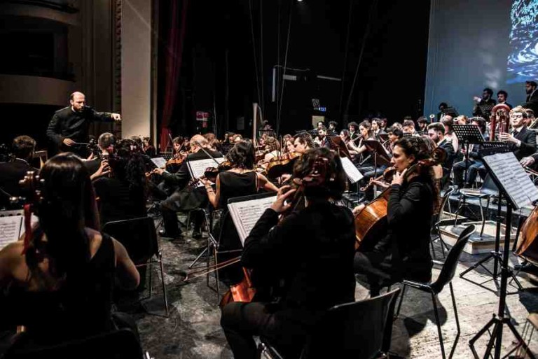 Foto   Orchestra Senzaspine