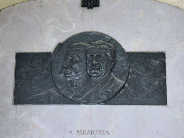 Monumento funerario dei burattinai Filippo e Angelo Cuccoli