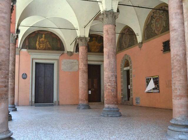 Chiesa di San Giuliano - portico
