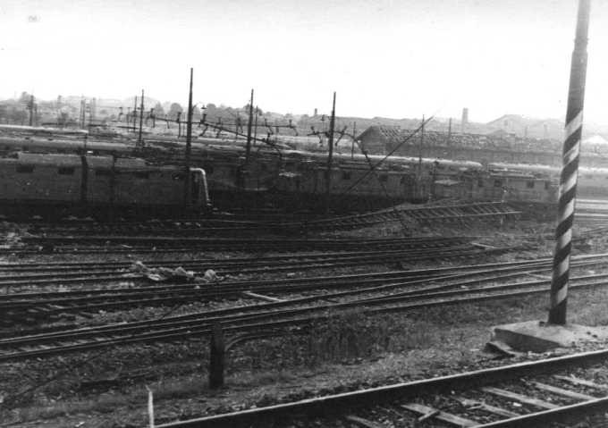 Distruzioni alla stazione 