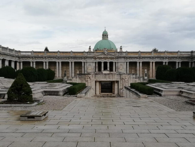 immagine di Piazza della Pace e Cimitero monumentale della Certosa