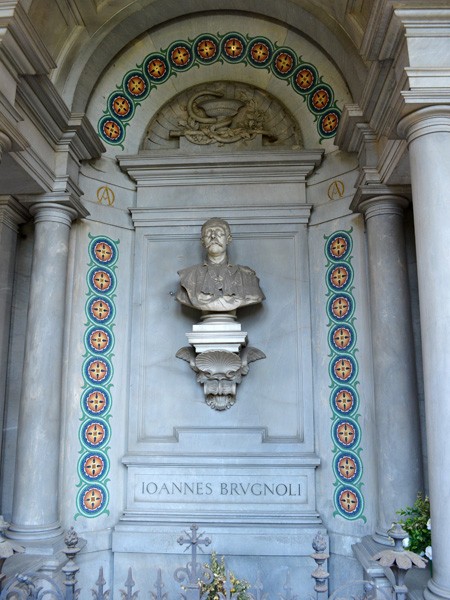 Tomba di Giovanni Brugnoli 