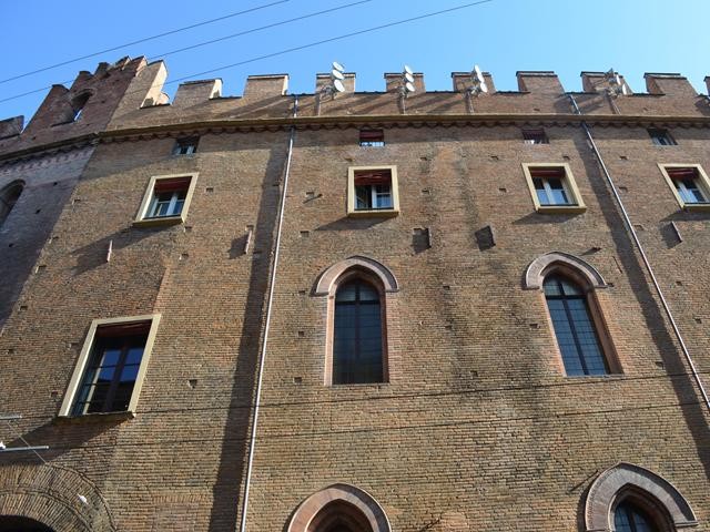Palazzo Pepoli Vecchio - via Castiglione (BO)