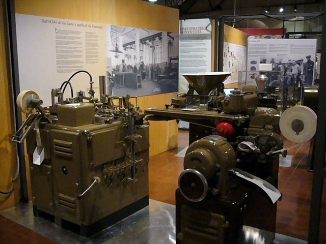 Macchine ACMA esposte al Museo del Patrimonio industriale di Bologna