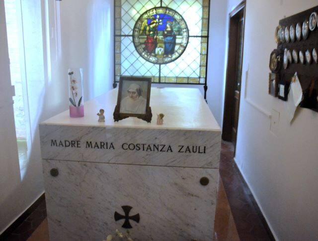 Tomba di Madre Maria Costanza Zauli