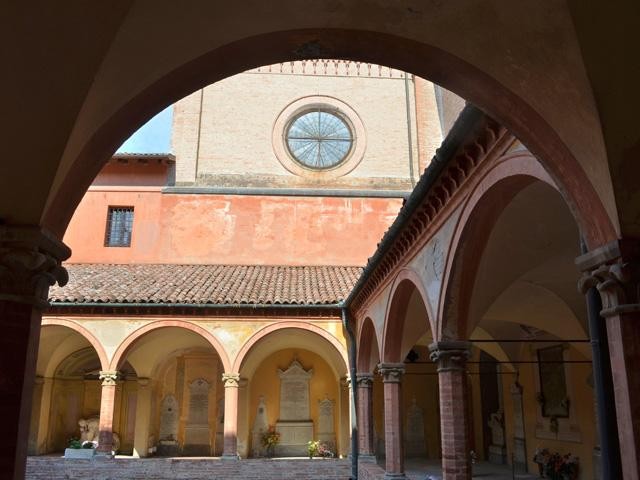 San Girolamo della Certosa - chiostro delle Madonne