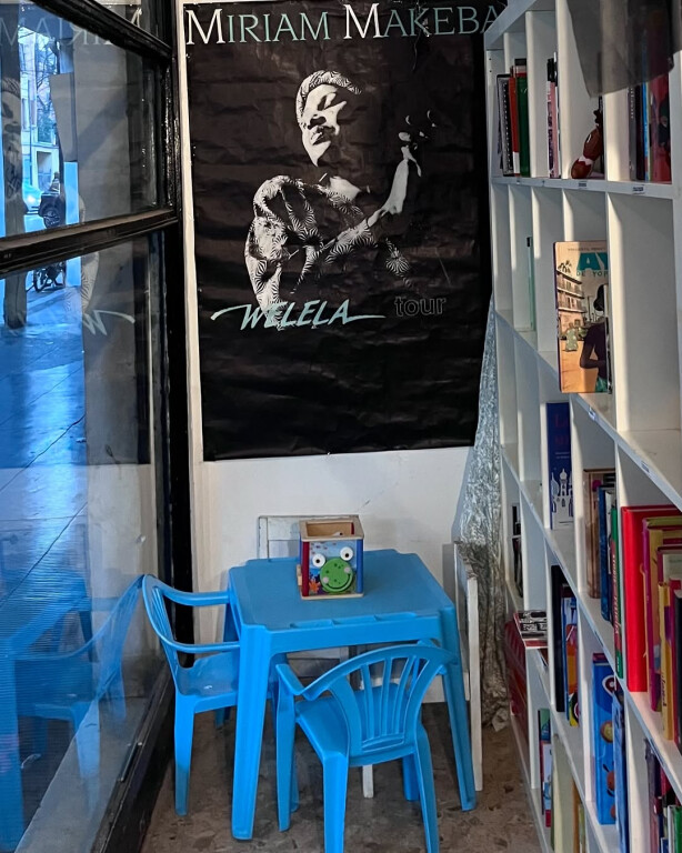 copertina di Biblioteca Decoloniale Miriam Makeba