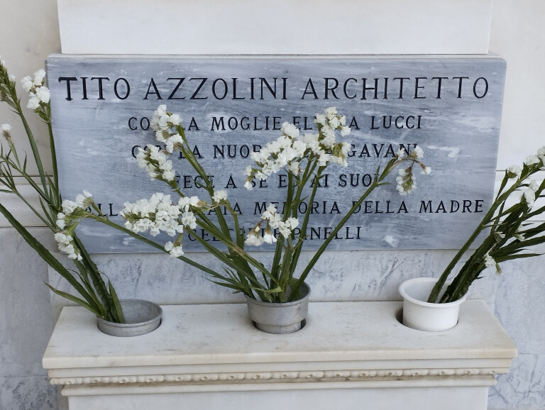 Tomba dell'arch. Tito Azzolini