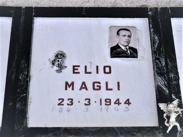 Tomba di Elio Magli (Totò) 
