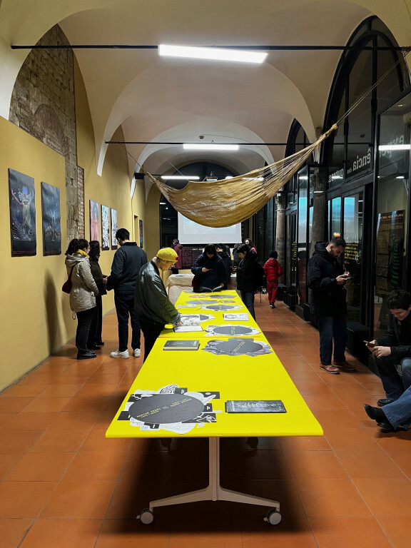 Yei yamî yonpa uurî, Wei yamî yonpa uurî  Somos parentes da árvore, somos parentes do sol  Siamo Parenti dell’Albero, siamo parenti del Sole 4