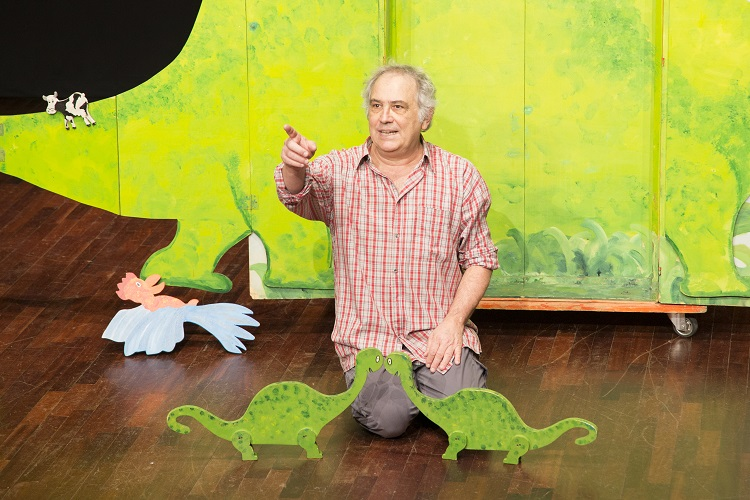 copertina di Storia di un armadio