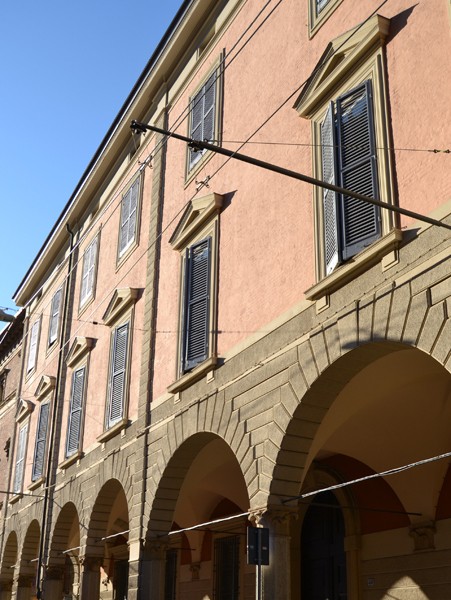 Palazzo Bolognetti Mattei - strada Maggiore (BO) - facciata