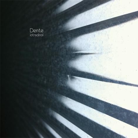 copertina di Dente, Io tra di noi, Ghost Records, 2011