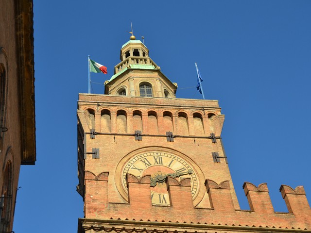 La torre dell'orologio di Palazzo d'Accursio dopo il restauro - marzo 2019