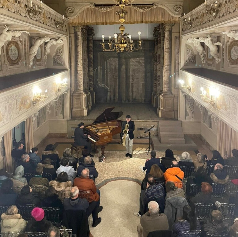 immagine di Harlem Nocturne – Dialoghi per sax e pianoforte