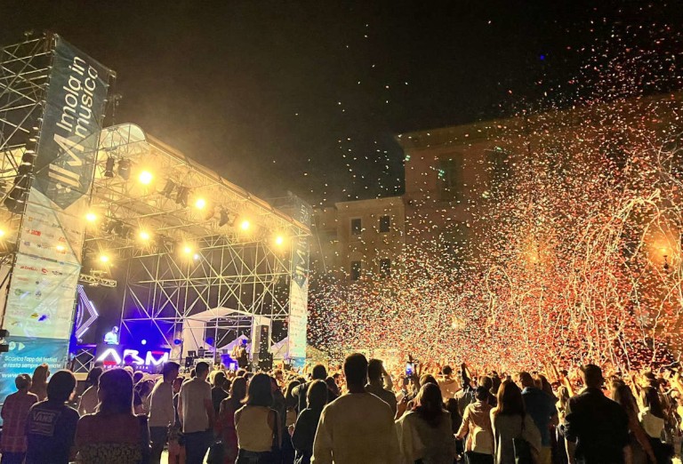 copertina di Imola in Musica