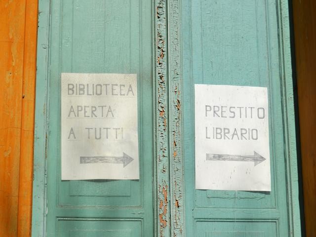 Villa Mazzacorati - biblioteca del centro anziani