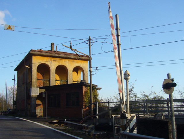 Casello della Ferrovia Porrettana sul versante pistoiese