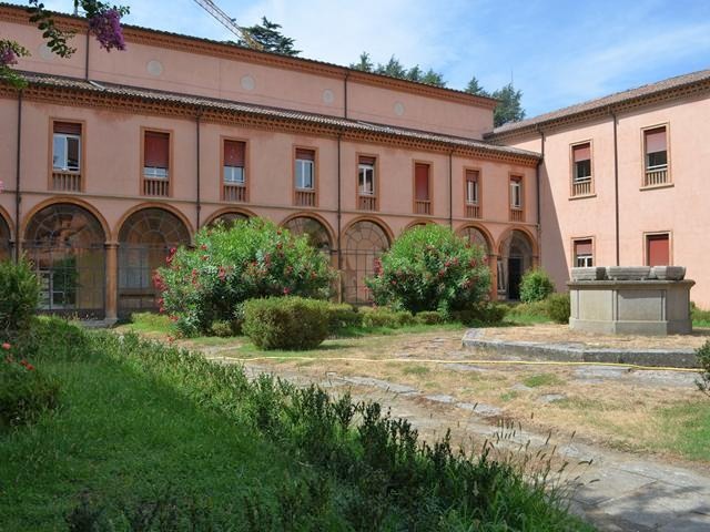 Ex convento di San Michele in Bosco - chiostro