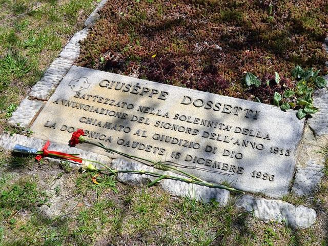 Tomba di don Giuseppe Dossetti nel cimitero di Casaglia - Monte Sole