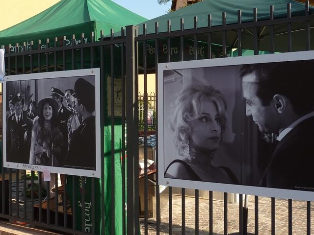 Pannelli dedicati ad Anna Magnani nella piazzetta a lei dedicata - 2015