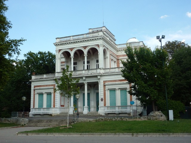 La palazzina in stile liberty dei giardini Margherita (BO)