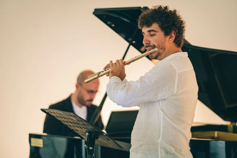 copertina di Voci d’opera