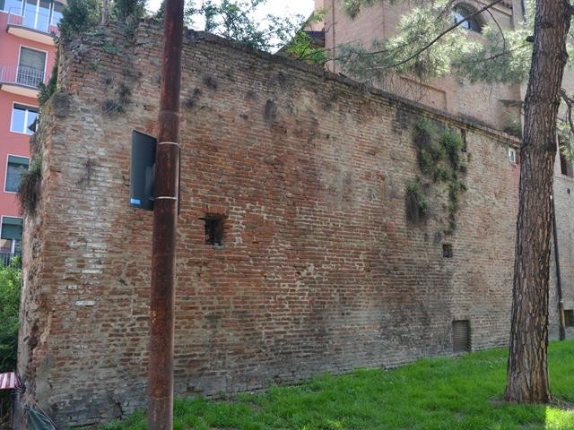 Mura della città - viale Vicini