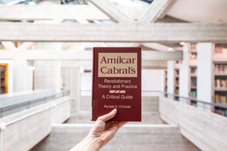 Biblioteca Amilcar Cabral