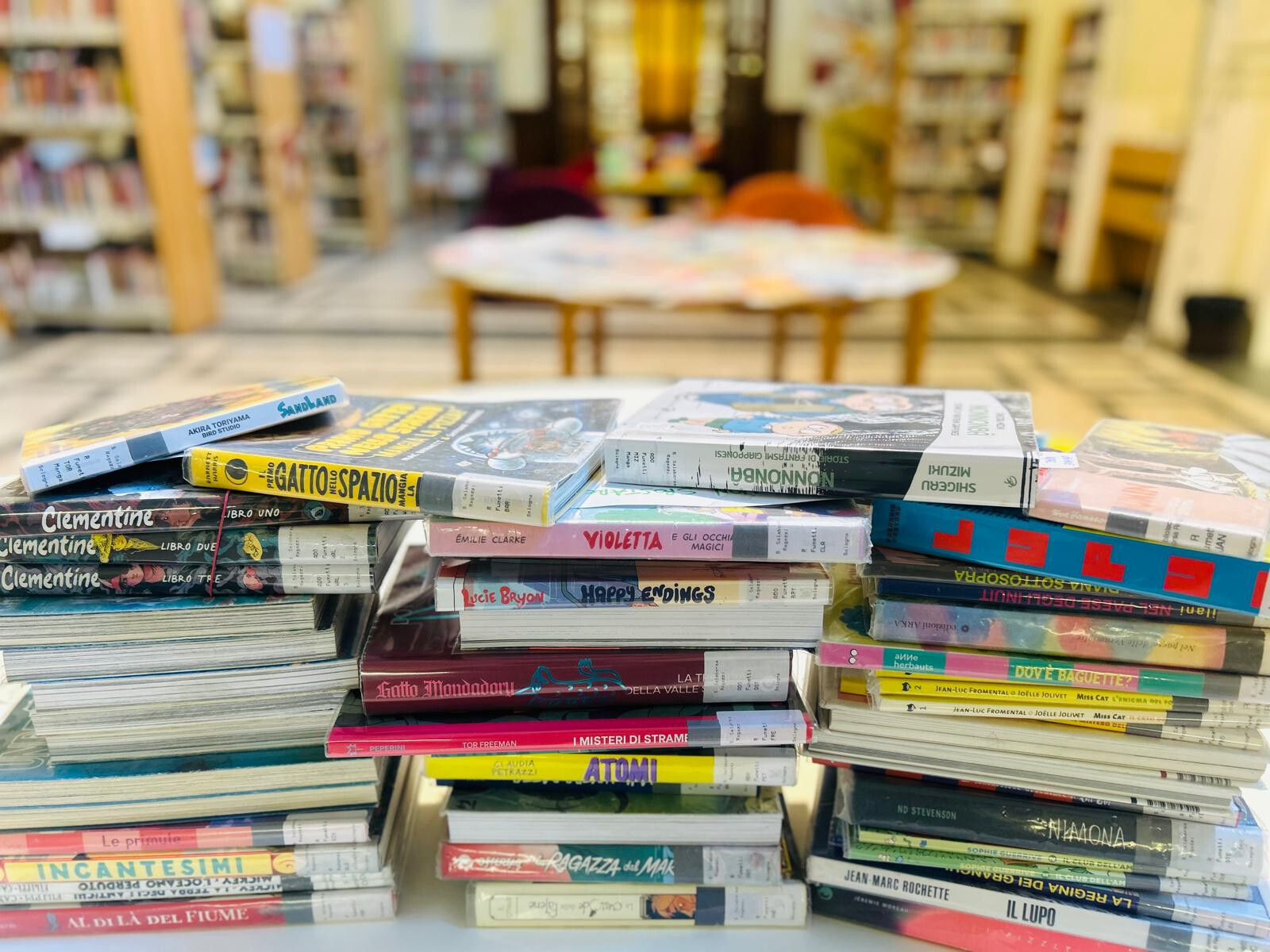 copertina di Altri mondi