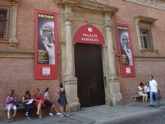 Ingresso alla mostra di Escher a Palazzo Albergati (BO) - luglio 2015