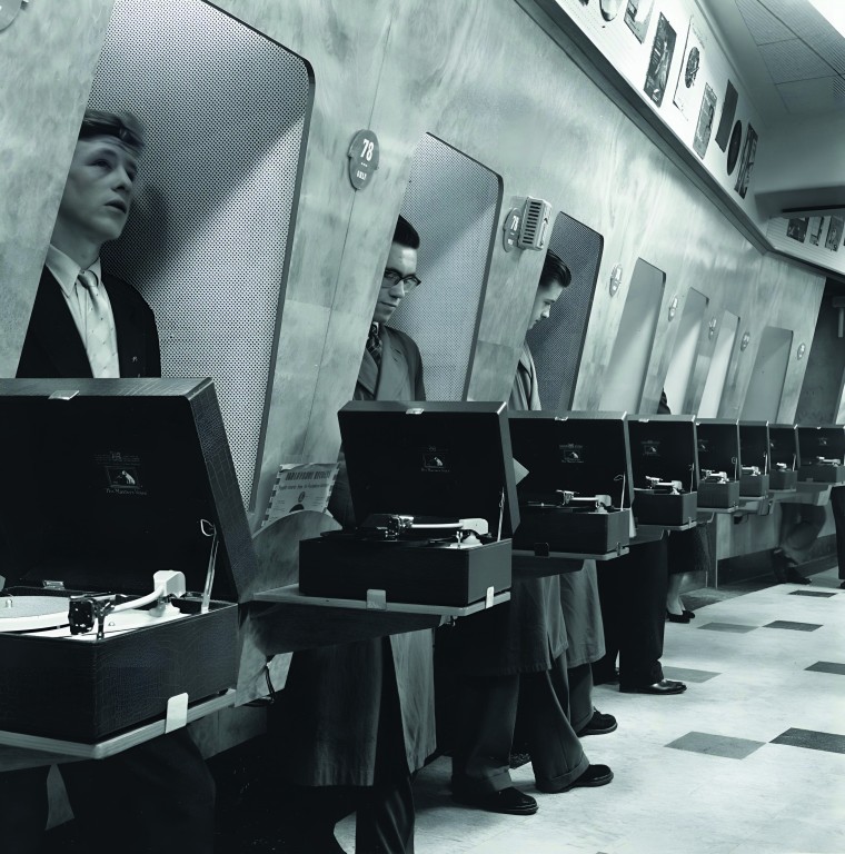 immagine di Dischi volanti. Un secolo in vinile