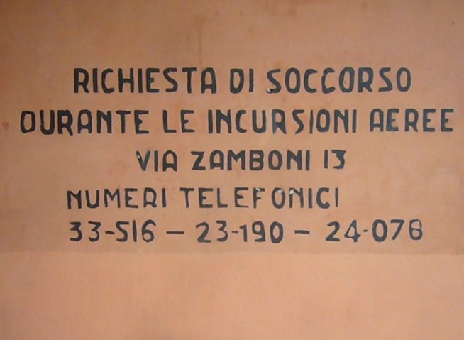 Bologna - segni di guerra