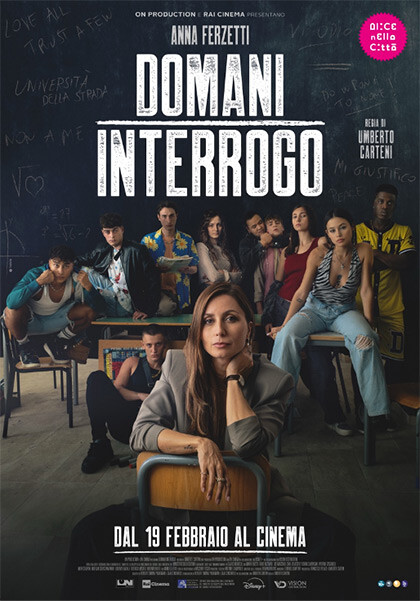 copertina di DOMANI INTERROGO