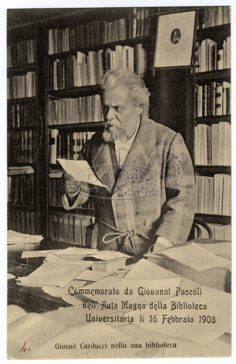image of Giosue Carducci nella sua biblioteca