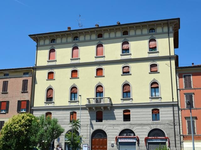 Palazzo Orlandini - ex chiesa delle Acque - via San Mamolo (BO)